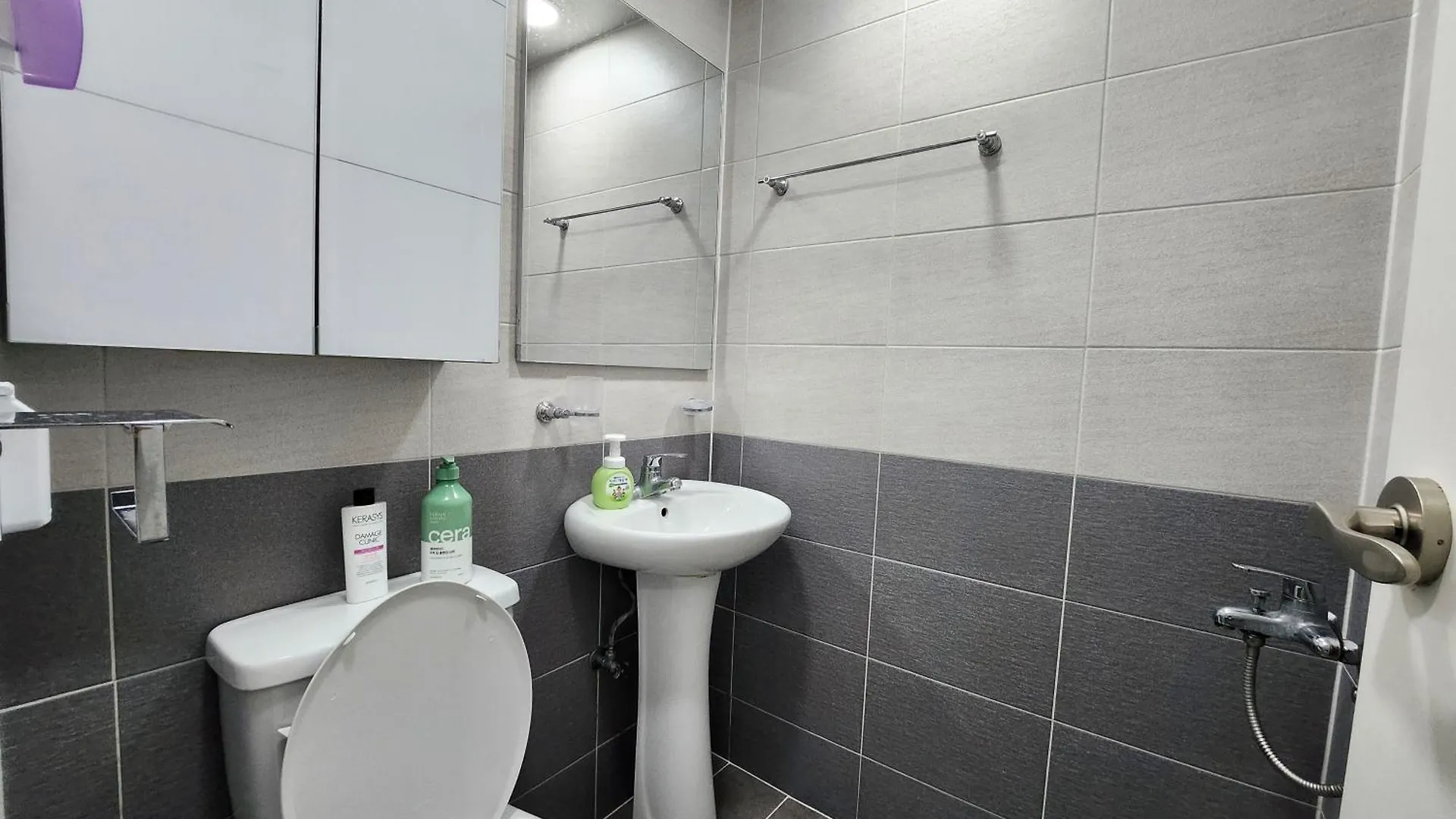 Cozy Accommodation Near Soongsil University Station Seoul 0*,  South Korea